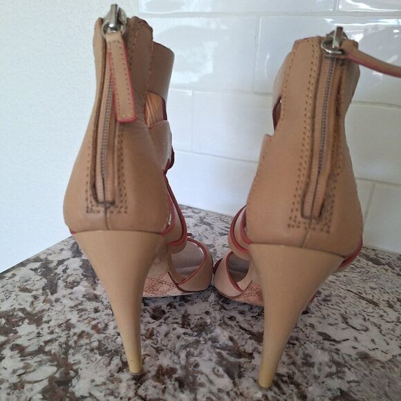 L.A.M.B Leather strappy nude heels sandals size 8.5 - Picture 4 of 14